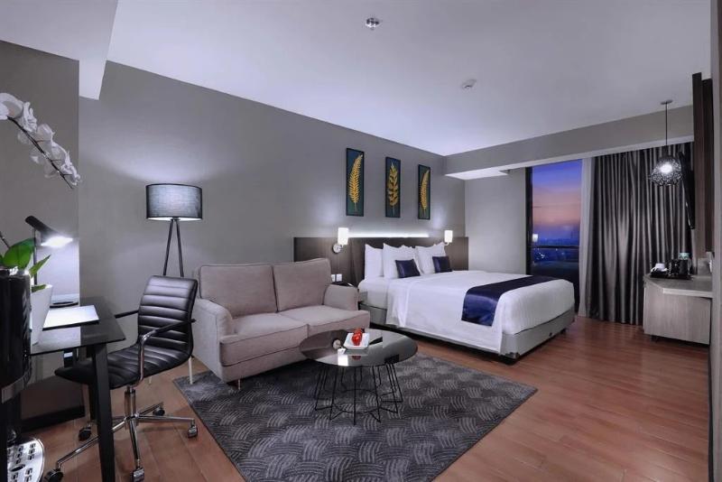 اتاق لوکس, Aston Inn Pandanaran
