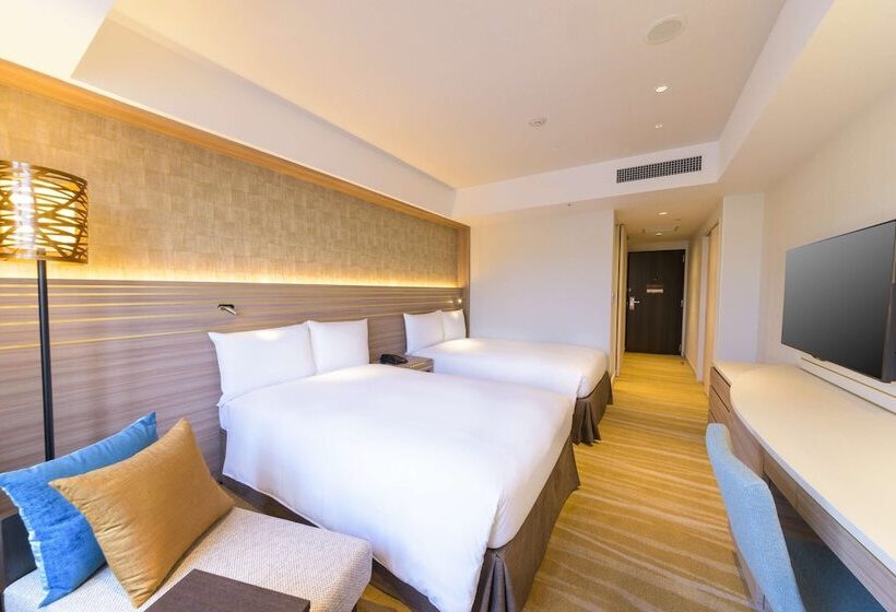 اتاق استاندارد با بالکن و چشم‌انداز دریا, Doubletree By Hilton Okinawa Chatan Resort