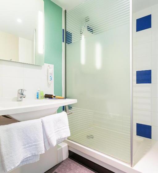 اتاق استاندارد سه نفره, Ibis Budget Angoulême Nord