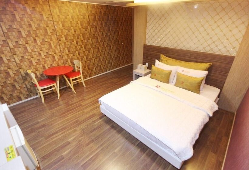 اتاق لوکس, Residence Hotel R