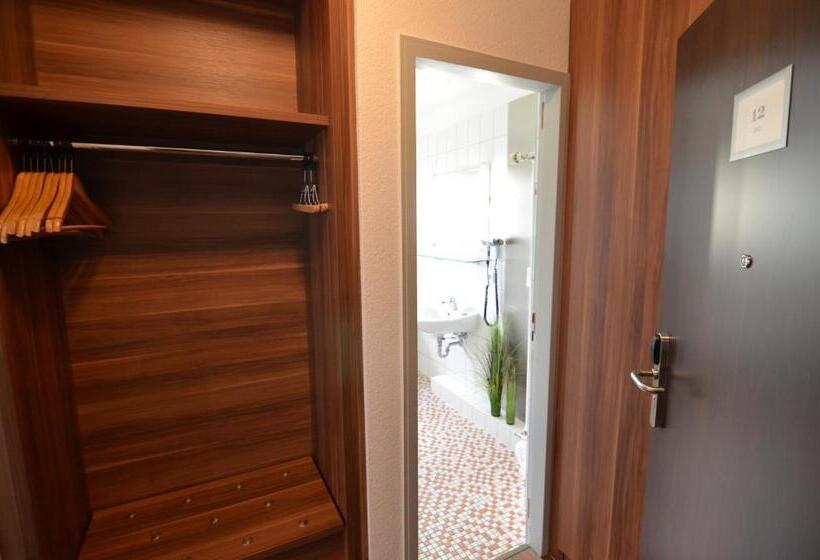 اتاق خانوادگی, Neu Heidelberg  Guesthouse & Apartments