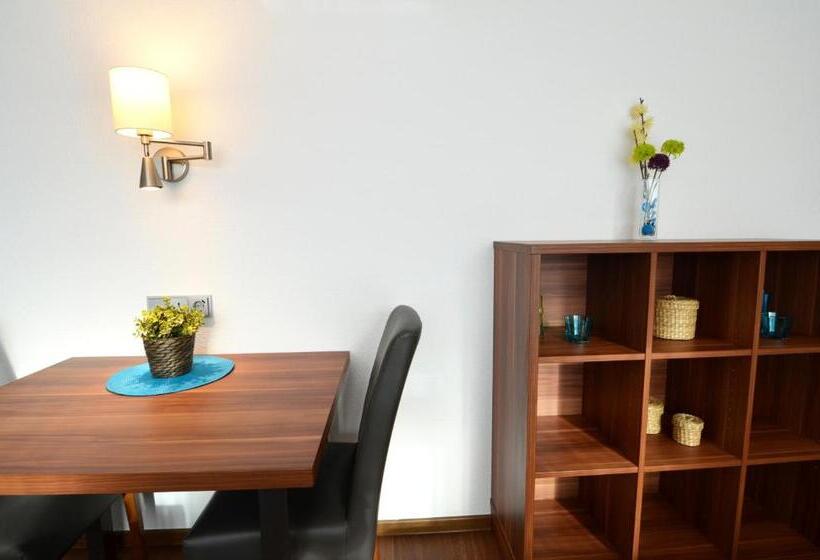 اتاق خانوادگی, Neu Heidelberg  Guesthouse & Apartments