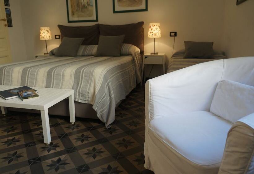 اتاق خانوادگی, B&b Casa Laganà