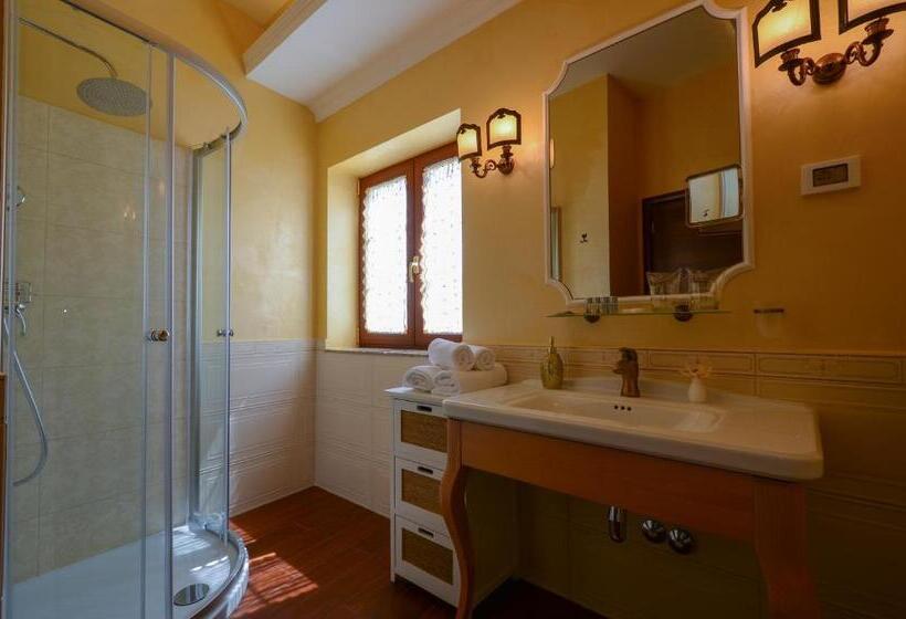 اتاق لوکس با تخت بزرگ, Bella & Stella Rooms
