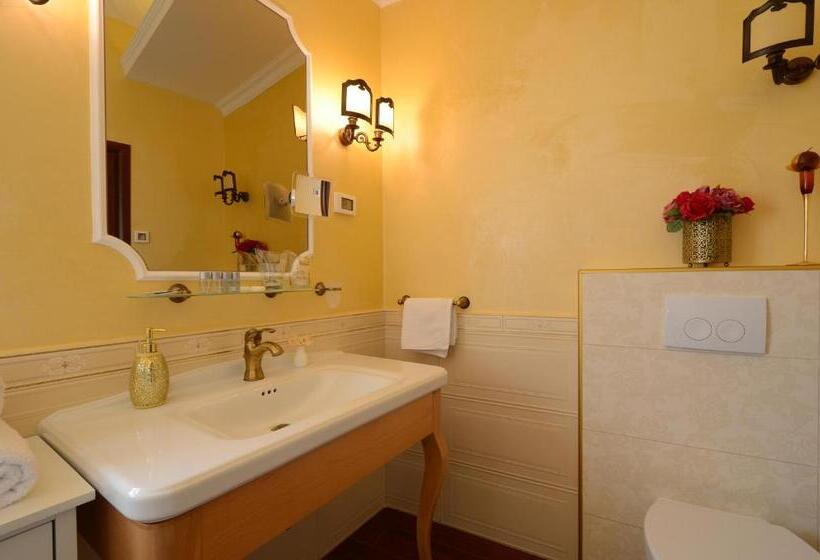 اتاق لوکس با تخت بزرگ, Bella & Stella Rooms