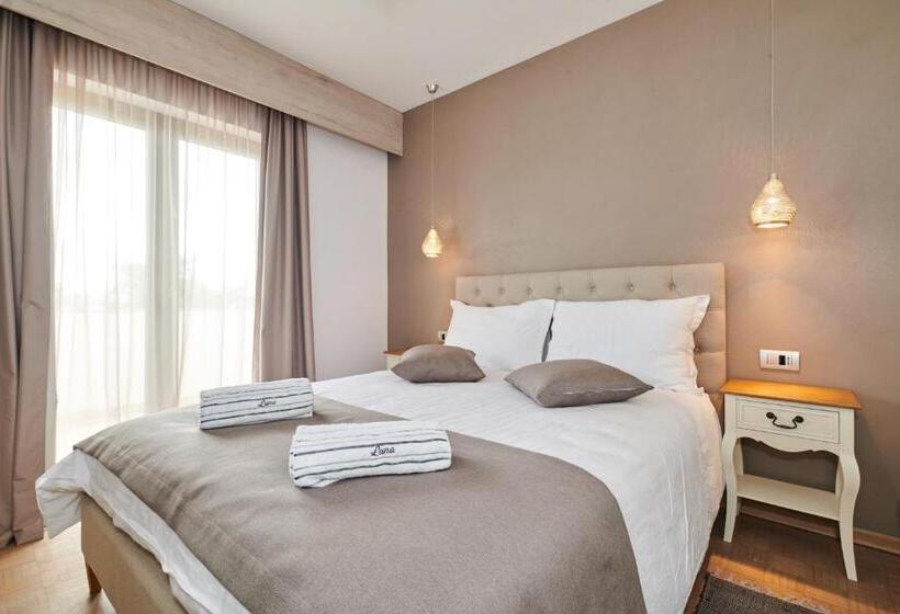标准间带阳台, Boutique Rooms Luna