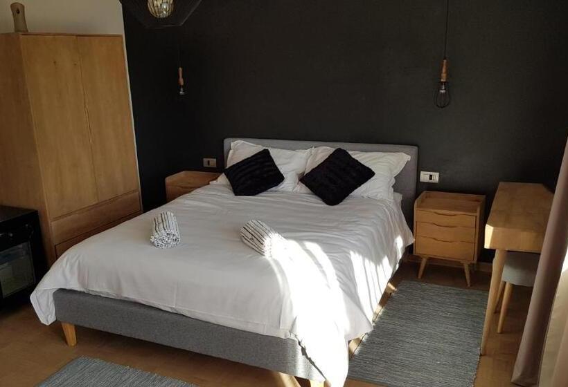 标准间带阳台, Boutique Rooms Luna
