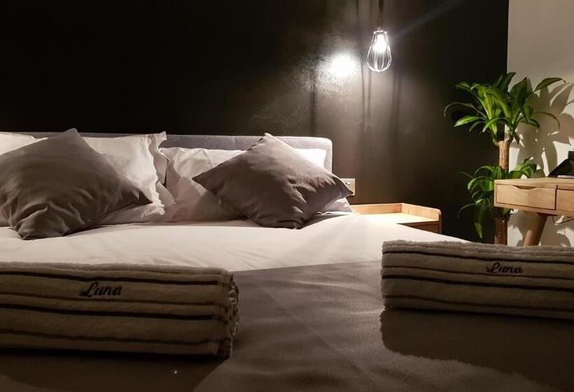 标准间带阳台, Boutique Rooms Luna