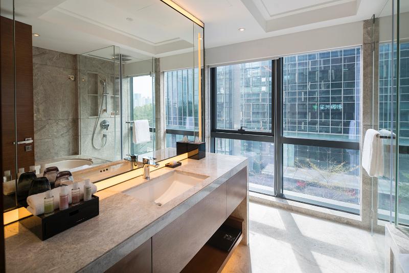 استودیوی لوکس, Fraser Suites Shenzhen, Near Huaqiang North Business Zone, Infinity Pool, Offer 1 Free Breakfast