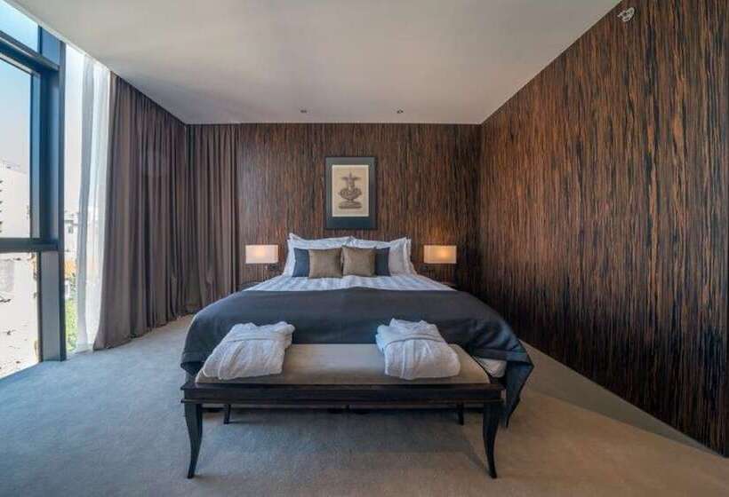 Classic Interior Room, Bellevue Superior City