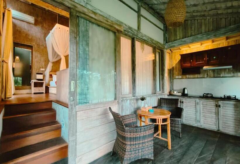 ویلای لوکس 1 خوابه, The Iyang Ubud