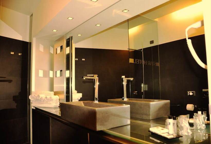 اتاق لوکس سه تخته, Star Hotel Airport Verona