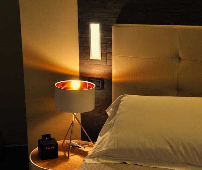 اتاق لوکس سه تخته, Star Hotel Airport Verona