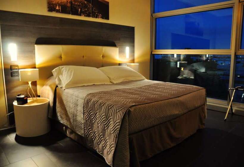 اتاق لوکس سه تخته, Star Hotel Airport Verona