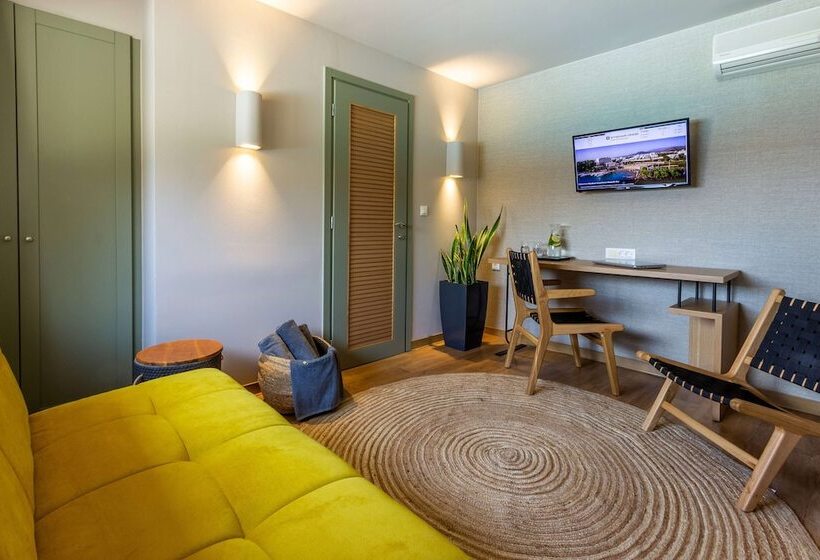 ویلای 2 خوابه با چشم‌انداز دریا, Mirabello Bay Luxury Resort