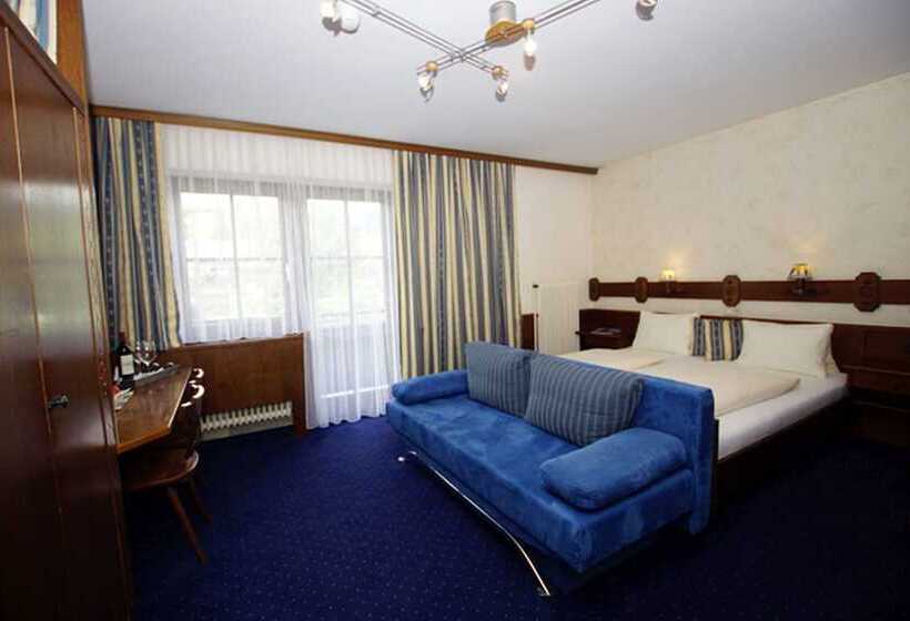 اتاق استاندارد سه نفره, Pension Heidi