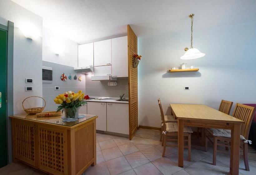 آپارتمان 1 خوابه, Residenza Del Sole