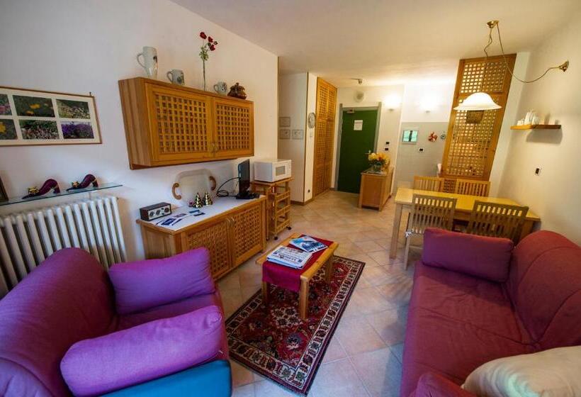 آپارتمان 1 خوابه, Residenza Del Sole