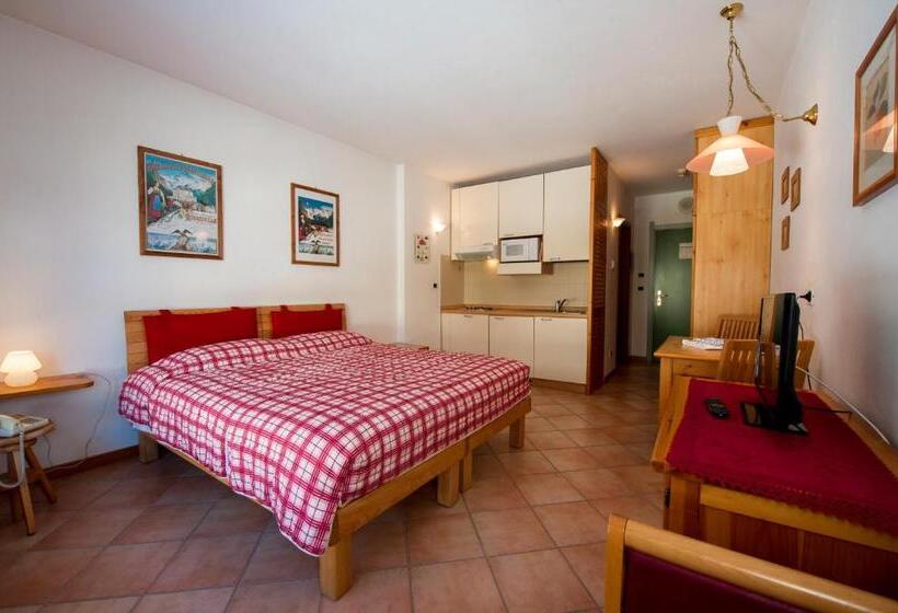 استودیوی استاندارد, Residenza Del Sole