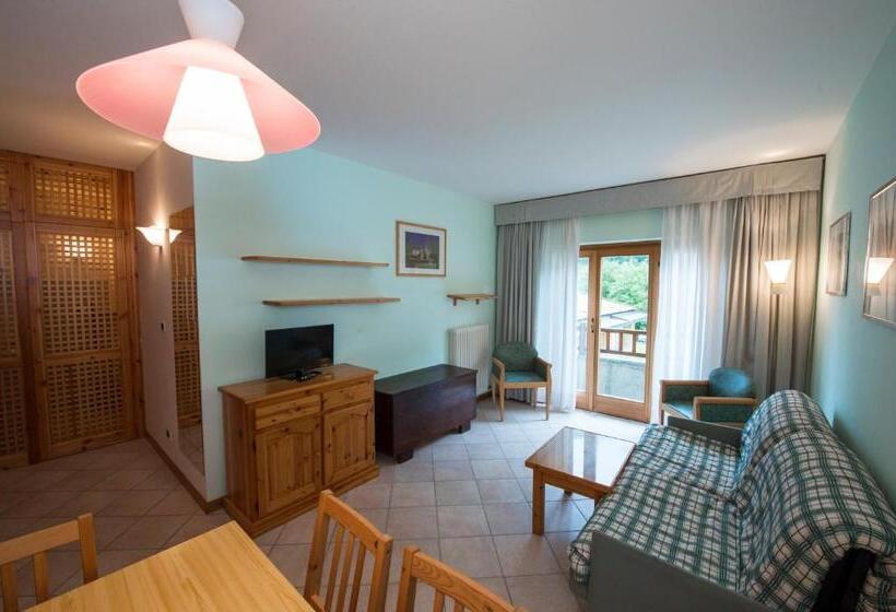 استودیوی استاندارد, Residenza Del Sole