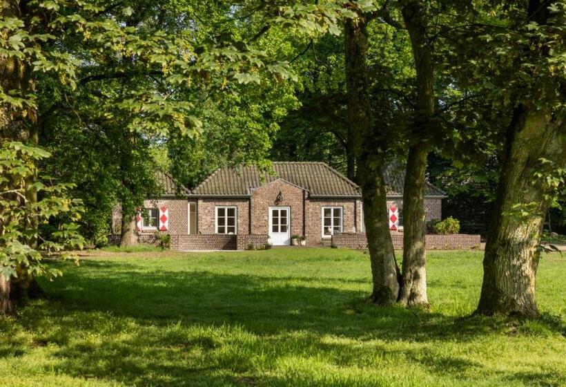آپارتمان 1 خوابه با چشم‌انداز باغ, Schloss Hertefeld & Hertefeldhof