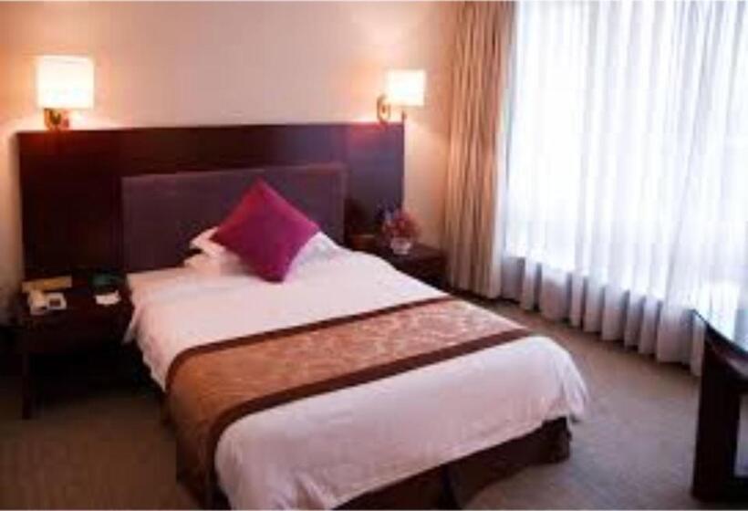 سوییت, Gorilla African Guest House