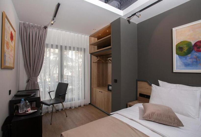 اتاق استاندارد با چشم‌انداز رودخانه, Solun S Riverside Rooms