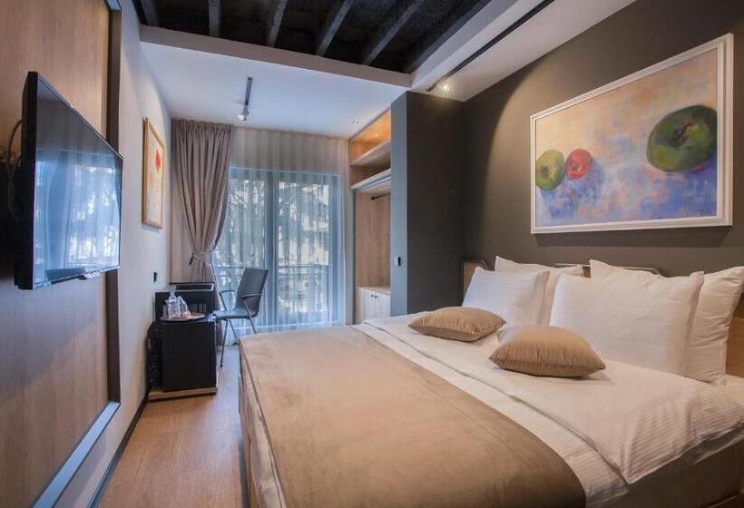 اتاق استاندارد با چشم‌انداز رودخانه, Solun S Riverside Rooms