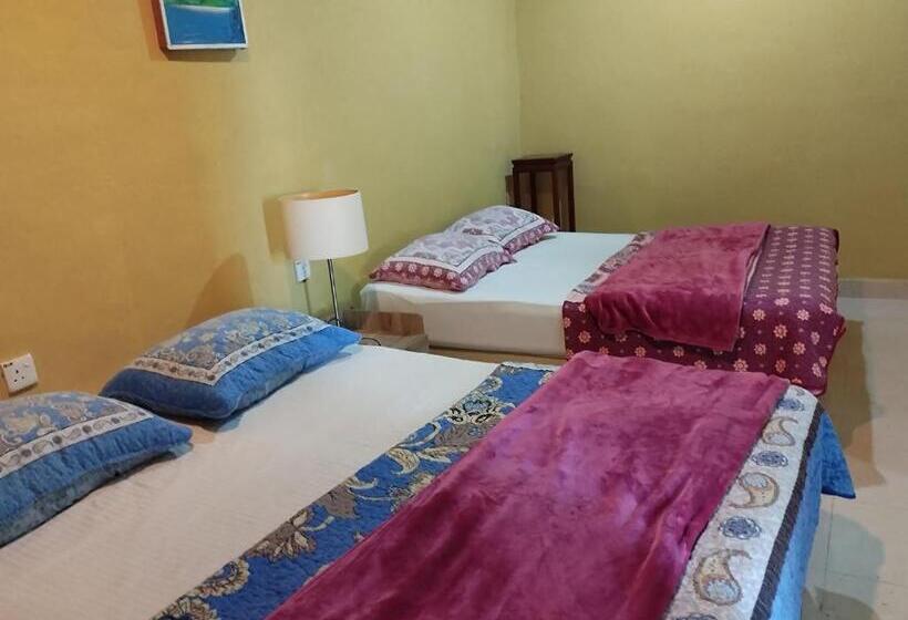 اتاق لوکس خانوادگی, Bohok Guesthouse