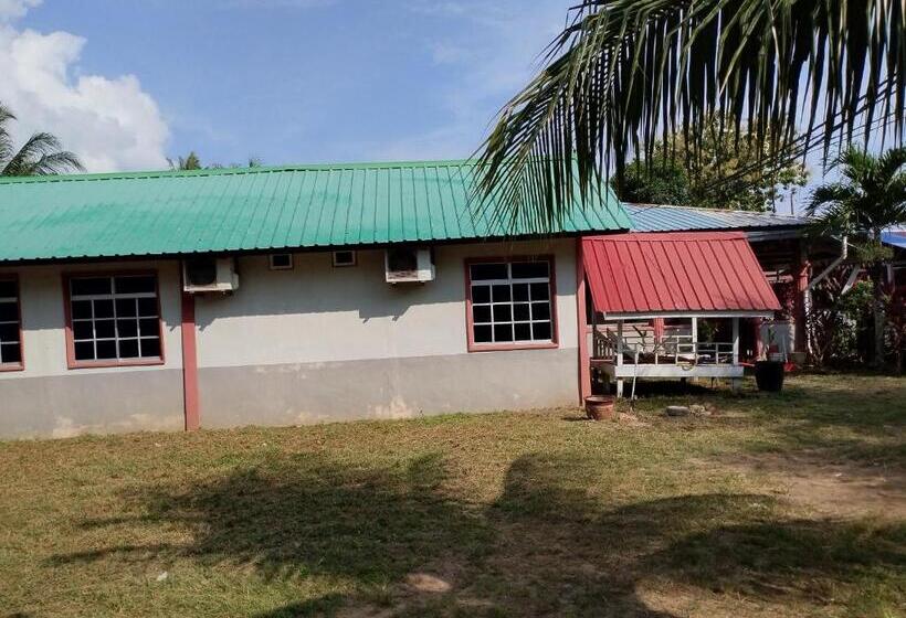 اتاق لوکس خانوادگی, Bohok Guesthouse