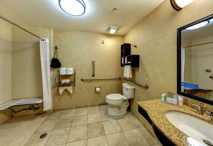 سوییت, Home2 Suites By Hilton Montreal Dorval