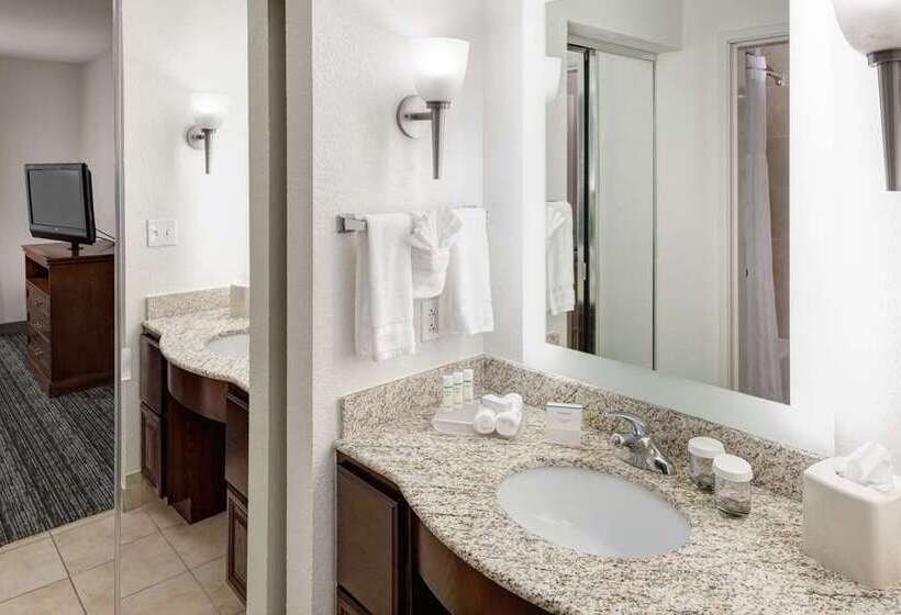 استودیوی استاندارد, Home2 Suites By Hilton Montreal Dorval