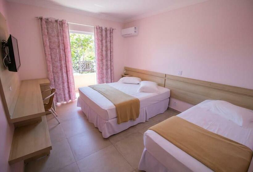 سوییت سوپریور, Pousada Baía Dos Açores