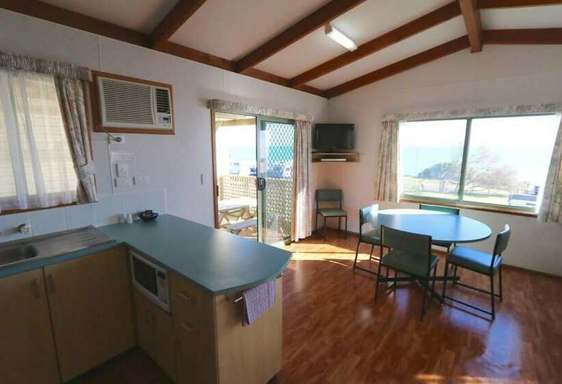 کابین, Sea Vu Caravan Park