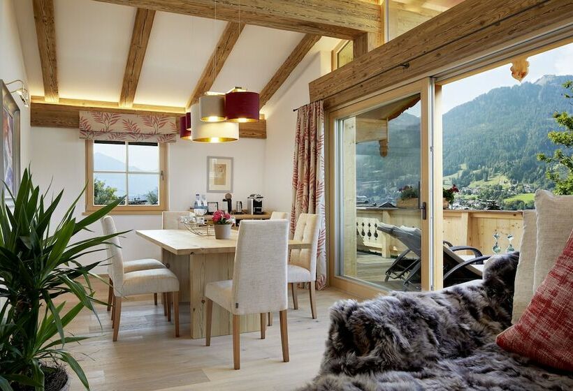 شقة دور أخير غرفتين نوم, Tennerhof Luxury Chalets