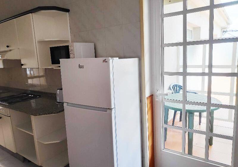 آپارتمان 1 خوابه, Apartamentos Playa De La Lanzada 3000