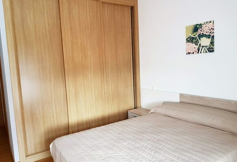 آپارتمان 2 خوابه, Apartamentos Portosin 3000
