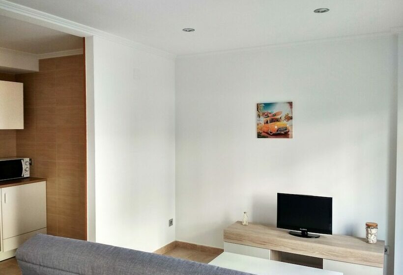 2 Bedroom Apartment, Apartamentos Sanxenxo 3000