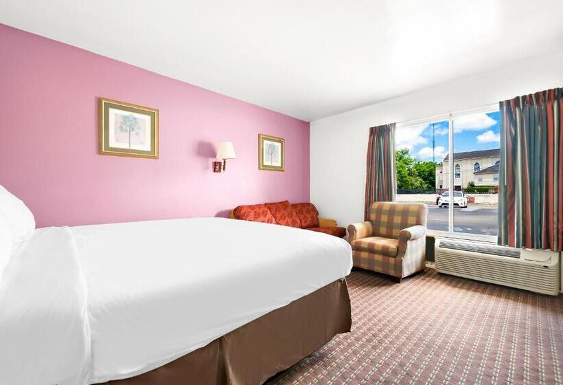 سوئیت با وان آب گرم, Capitol Inn And Suites