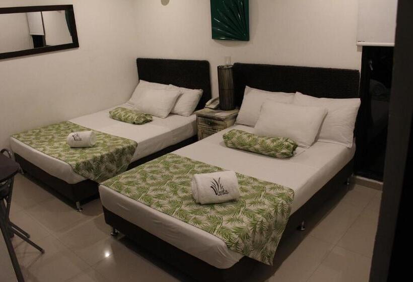 اتاق استاندارد سه نفره, Vesta Boutique