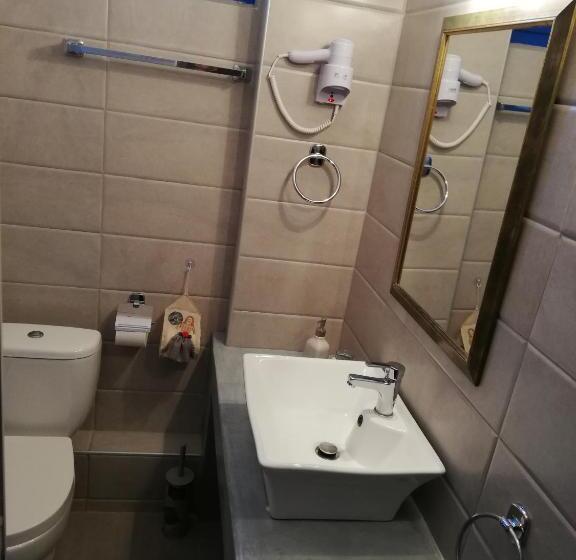 اتاق لوکس با چشم‌انداز دریا, Meltemi Hotel Kythnos