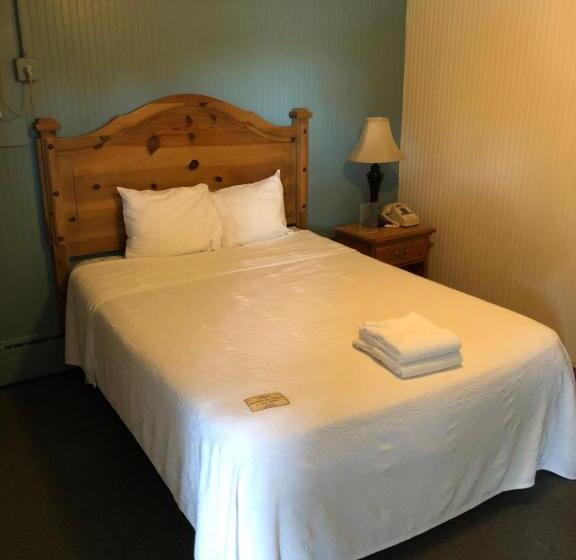 اتاق استاندارد, The Walpole Motel