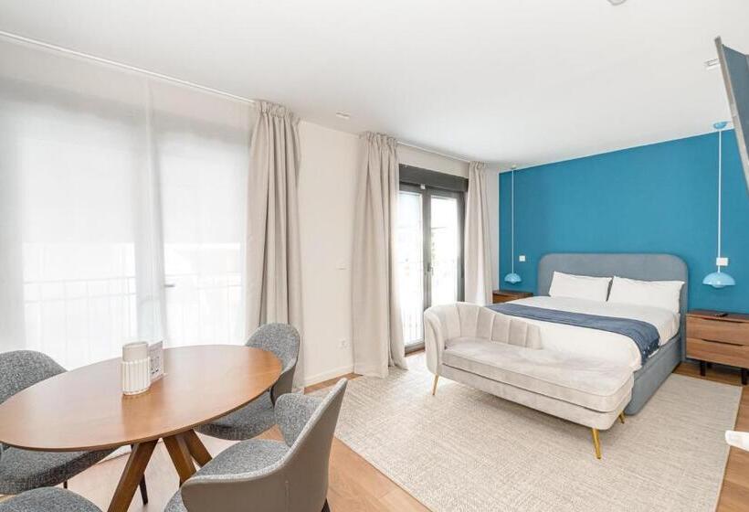 Standard Studio, Home Art Apartments Salamanca