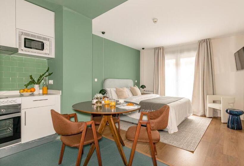 استودیوی استاندارد, Home Art Apartments Salamanca