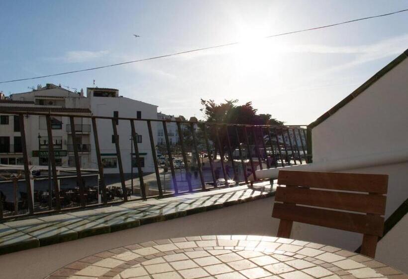 Habitación Estándar con Terraza, Hostal Marina Cadaques