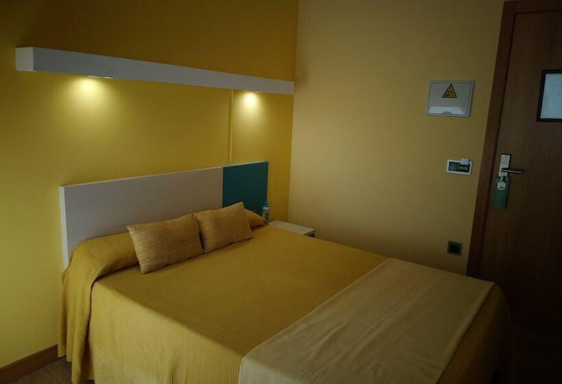 Standard Single Room, Hostal Dona Juana