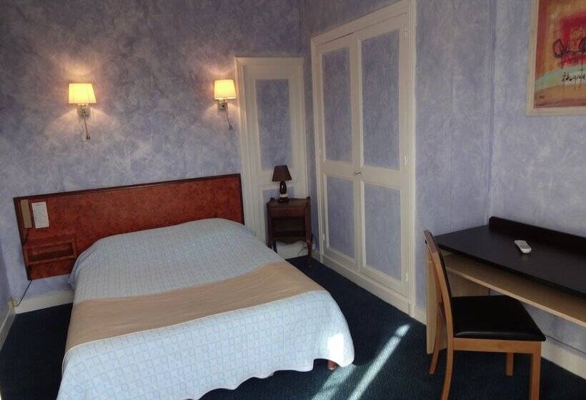 اتاق استاندارد سه نفره, La Champagne Ardenne   Cabourg