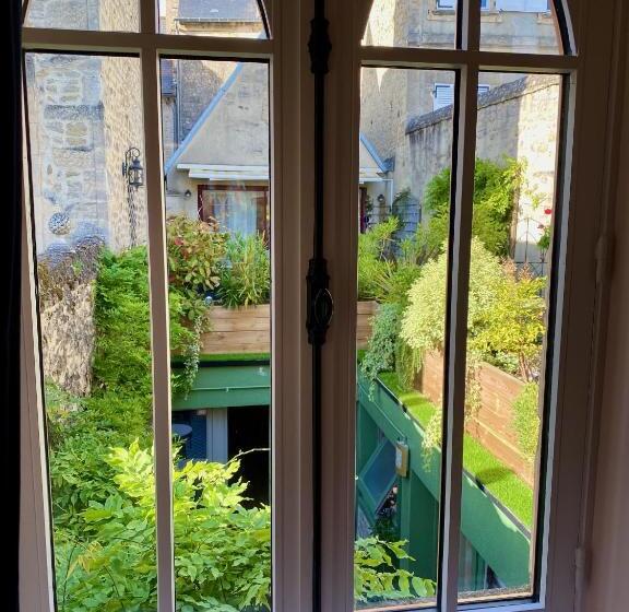 اتاق سوپریور, Le Clos De La Chapelle Bayeux