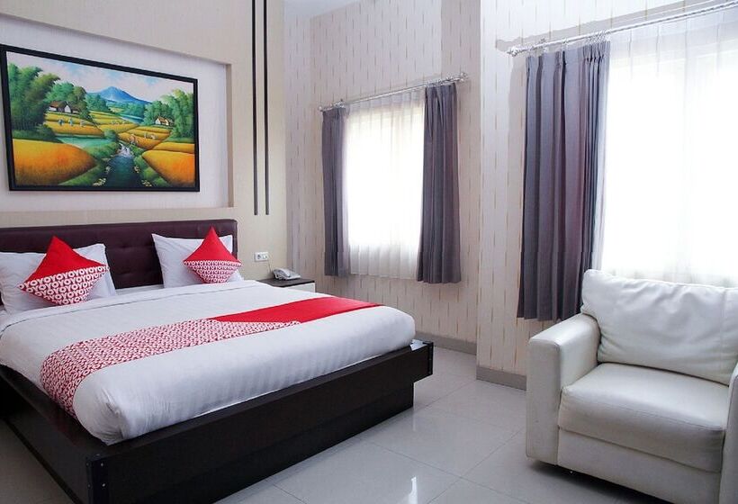سوییت لوکس, Reddoorz At Hotel Gajah Mada Palu