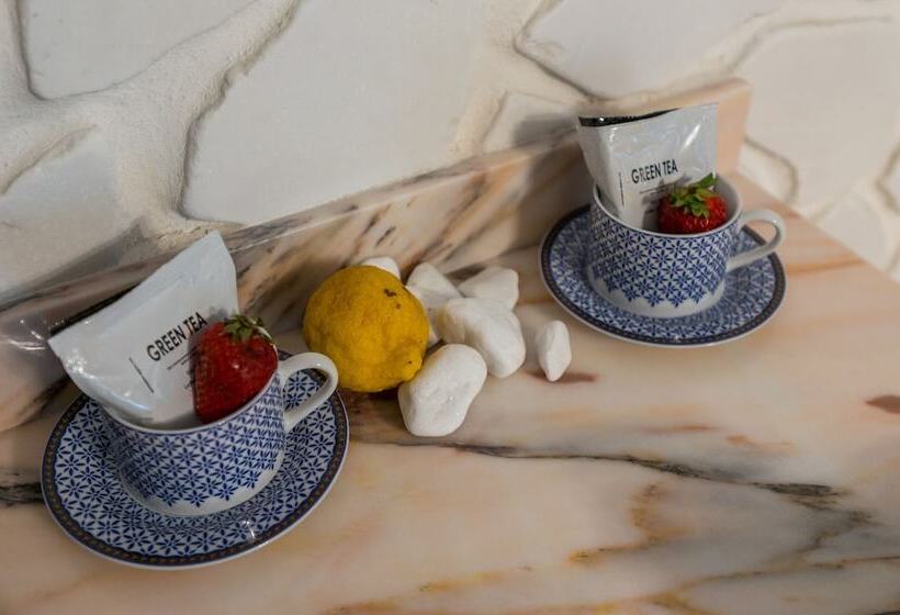 سوییت, Leda Suites